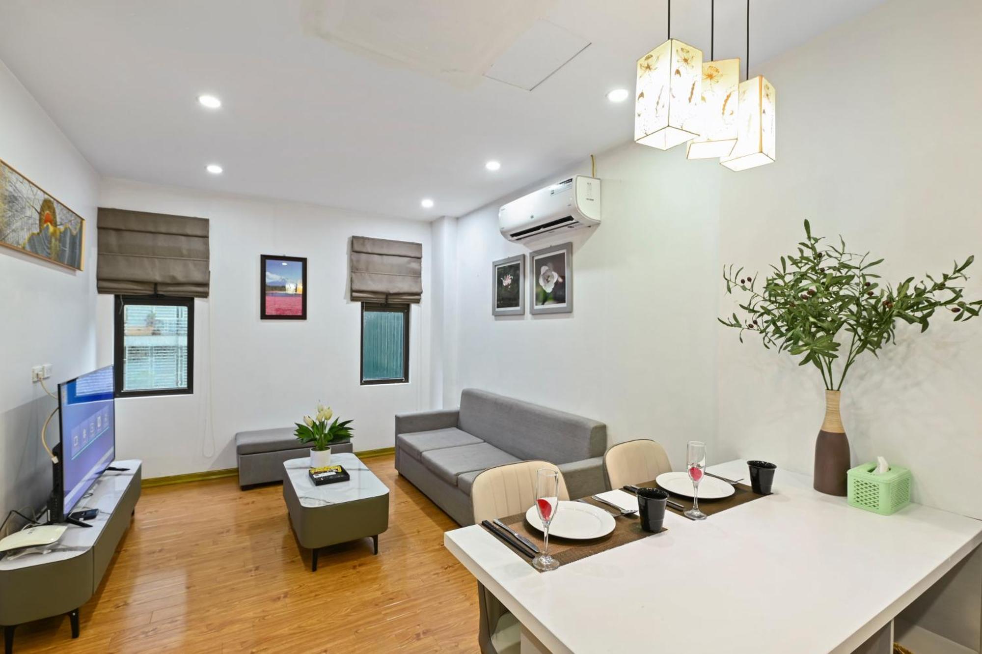 22housing 20 Linh Lang Apartment Hanoi