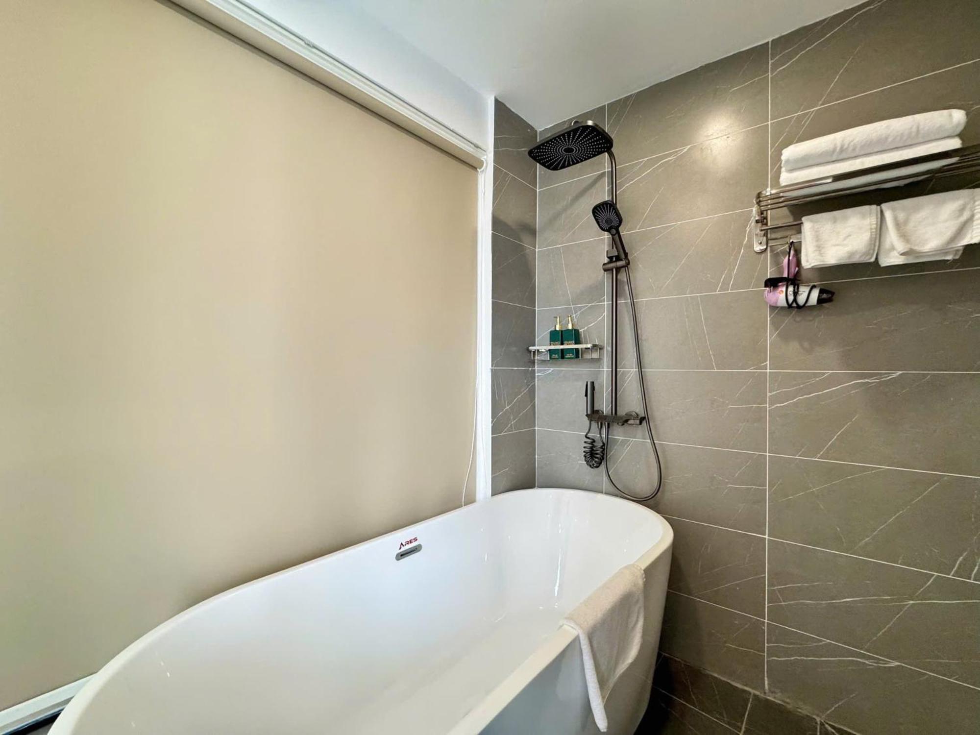 Apartment 22housing 20 Linh Lang Hanoi